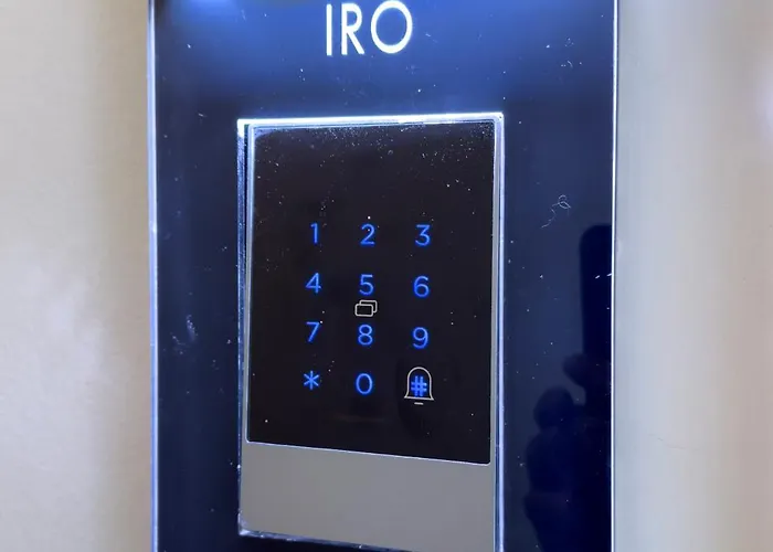 Stylish Living - Iro